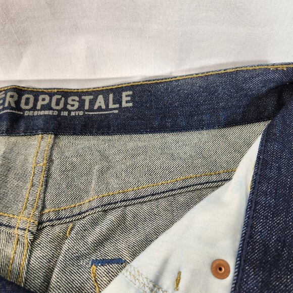 Aeropostale Slim Straight Leg Distressed Jeans Size 30 x 30 Blue 5-Pocket Mens - Picture 10 of 14